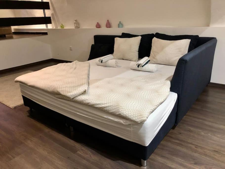 Nuovo Casa Lejlighed Sopron Eksteriør billede